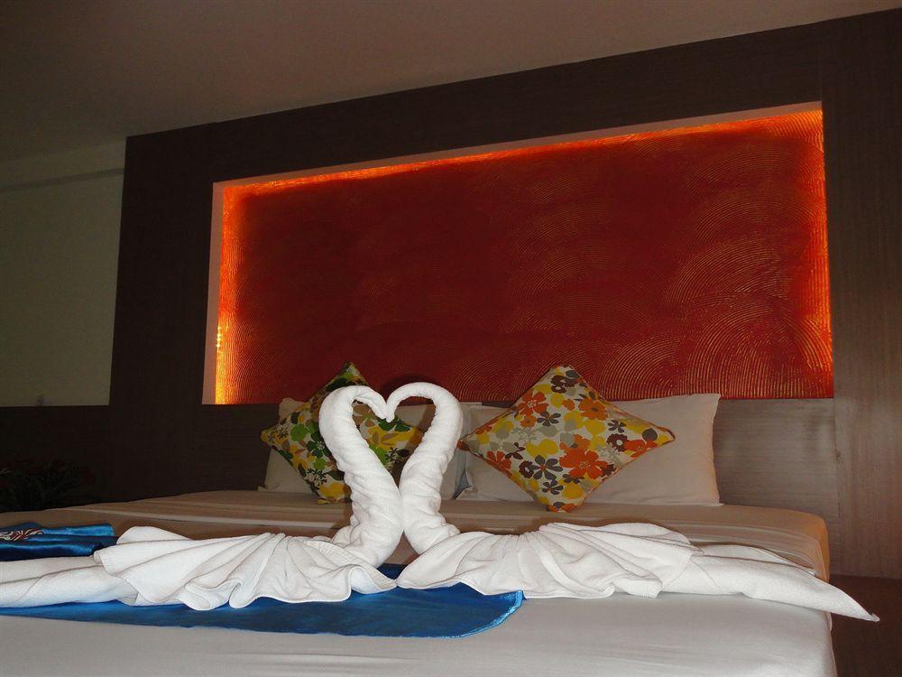 La Moon At Phuket - Sha Extra Plus Ngoại thất bức ảnh