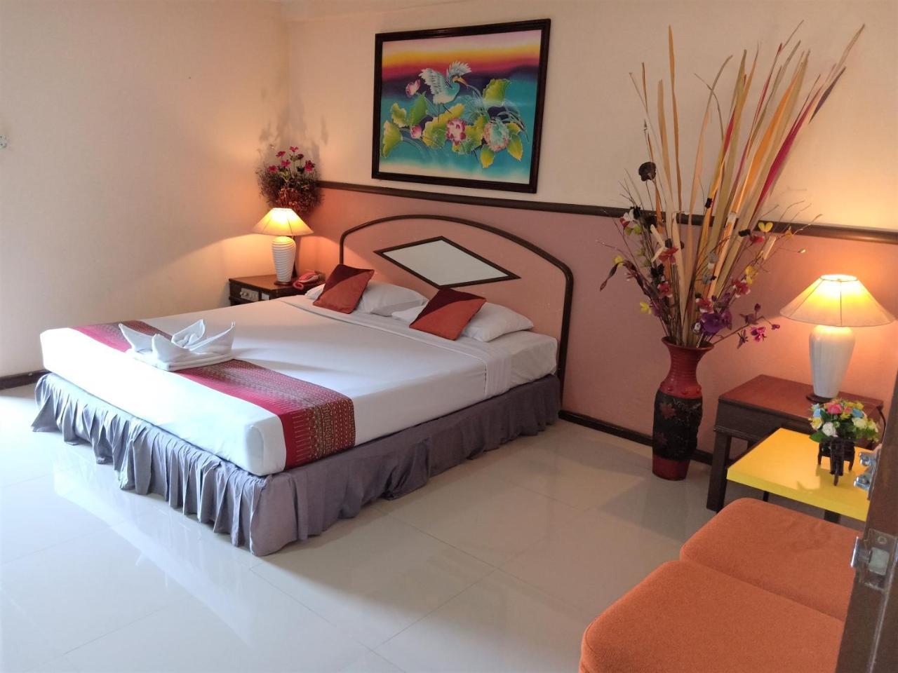 La Moon At Phuket - Sha Extra Plus Ngoại thất bức ảnh